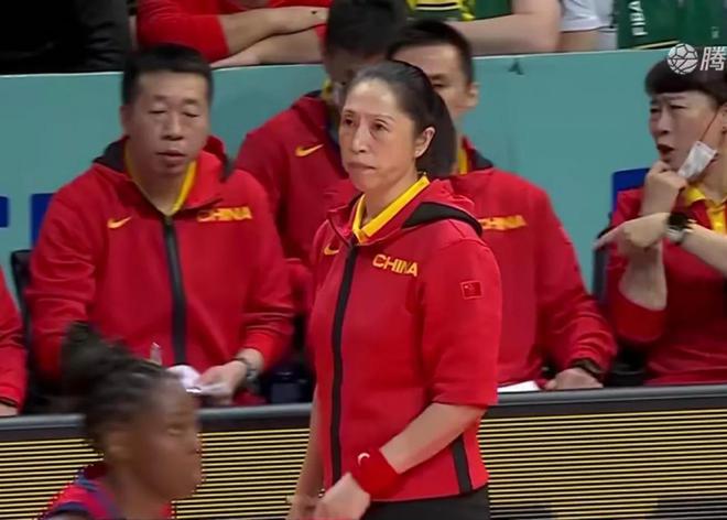 鄭薇當選最佳教練_哈登、約基奇當選nba周最佳球員_泰勒斯威夫特當選2011年度公告牌最佳女歌手