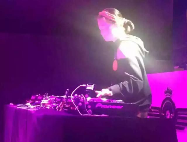 dj什么意思「別人罵你dj是什么意思」