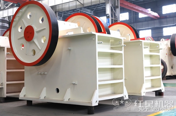 石頭破碎動畫_德州賣制砂機(jī)對輥機(jī)四輥機(jī)巨石破碎機(jī)細(xì)碎機(jī)復(fù)合式破碎機(jī)板錘式銷售部_石頭破碎機(jī)選購技巧