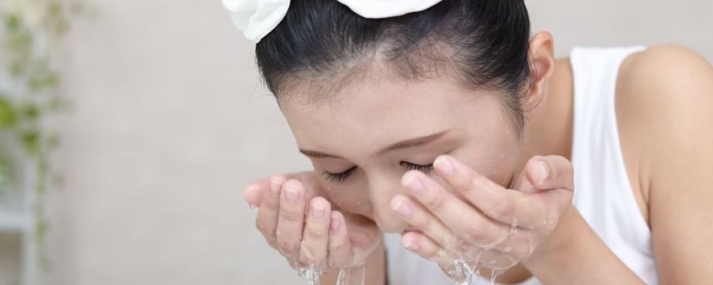 地板保養(yǎng)知識(shí)_皮膚保養(yǎng)知識(shí)_眼部保養(yǎng)小知識(shí)