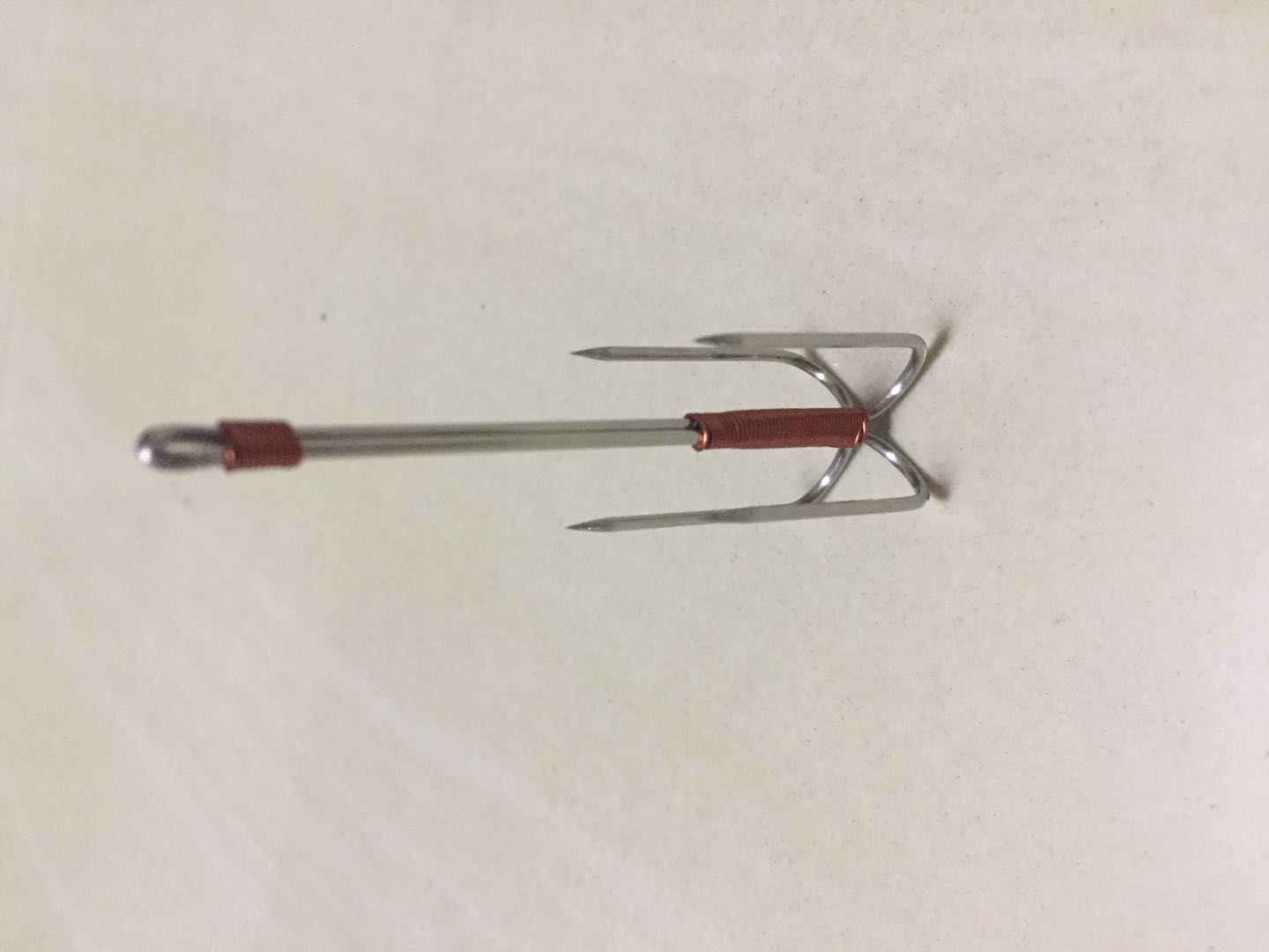 晚上路亞翹嘴技巧_亮片路亞翹嘴技巧視頻_路亞翹嘴技巧