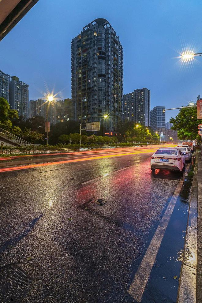 廣角定焦拍環境人像鏡頭_廣角鏡頭拍照技巧_18-55廣角附加鏡頭
