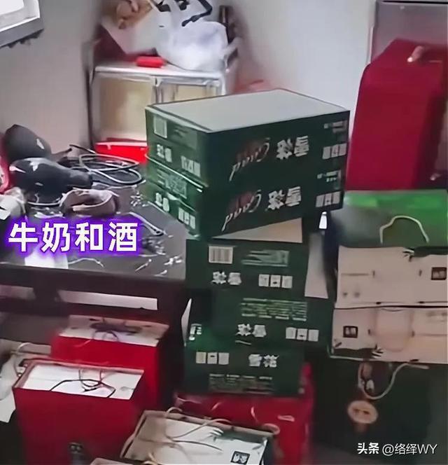 才領(lǐng)完結(jié)婚證要離婚退彩禮嗎_女子離婚主動退18.8萬彩禮_男方提出離婚彩禮退嗎