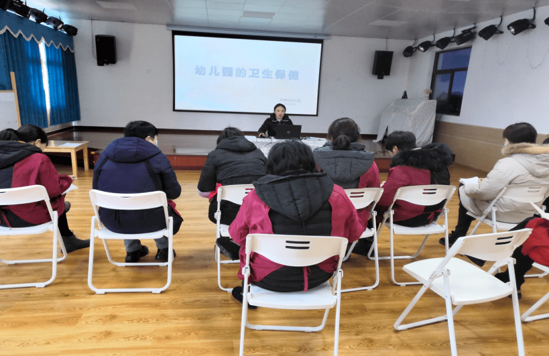 幼兒夏季健康小知識_小班幼兒健康小知識_夏季幼兒健康小知識