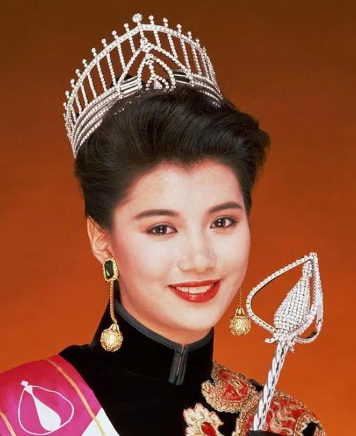 張藝興b站回應_袁詠儀回應粉絲關站_活粉留備注死粉取關圖片
