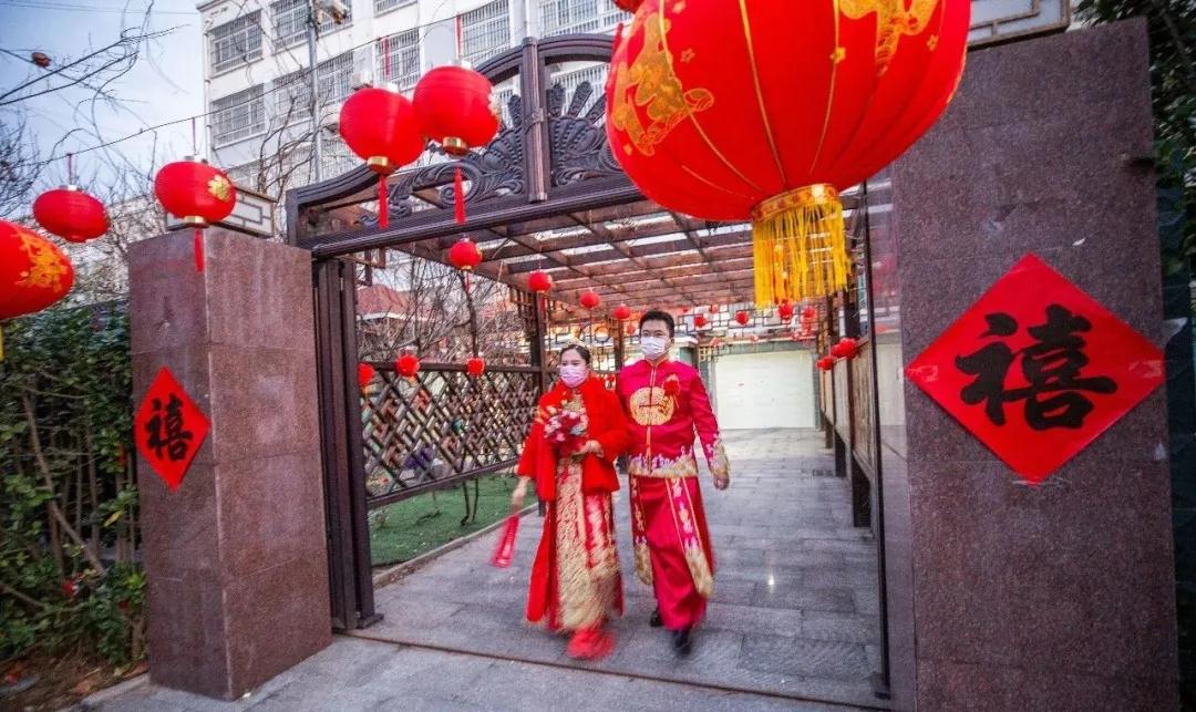 同名新郎同天結婚_結婚新郎致辭幽默_結婚新娘穿古裝新郎穿什么