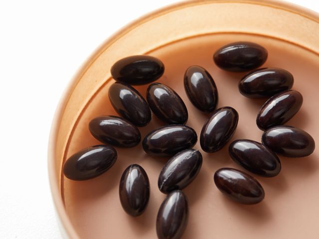 歐緹麗葡萄籽膠囊服用方法_歐緹麗葡萄源舒緩保濕精華液_歐緹麗大葡萄保濕控油代購(gòu)多少安