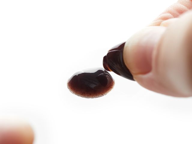 歐緹麗葡萄源舒緩保濕精華液_歐緹麗葡萄籽膠囊服用方法_歐緹麗大葡萄保濕控油代購(gòu)多少安