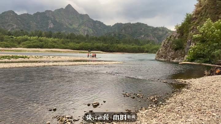 夢見自己救落水嬰兒_男孩劃槳板救落水者_8旬老人救落水男孩