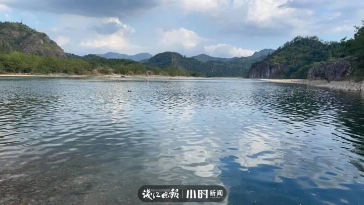 夢見自己救落水嬰兒_8旬老人救落水男孩_男孩劃槳板救落水者