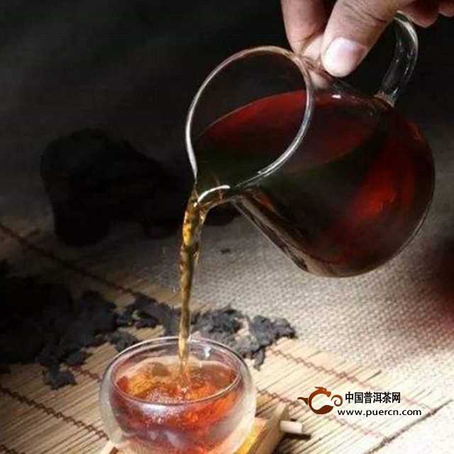 黑茶是六大黑茶之一，是一種后發酵茶。。