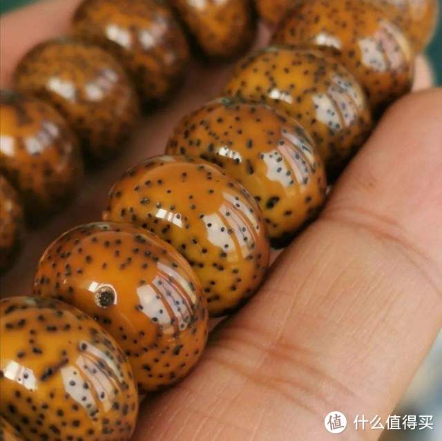 7種主流的文玩手串，學會這些盤玩方法，教你輕松盤出玻璃底