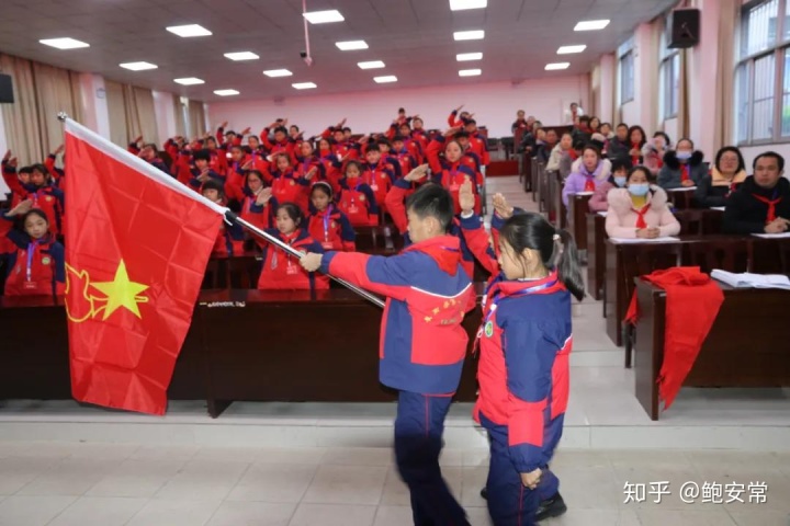 中國少年先鋒隊知識 十知道_中國少年兒童隊隊歌詞_隊知識十知道