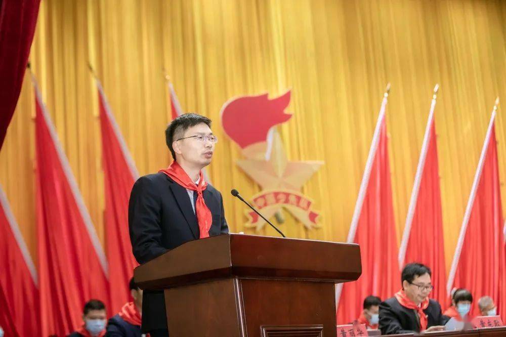 中國少年兒童隊隊歌詞_中國少年先鋒隊知識 十知道_隊知識十知道