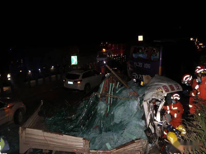 水晶神翼過山車坐一次多少錢_廣州長隆作文——坐垂直過山車_蘋果客服回應iphone14坐過山車誤報