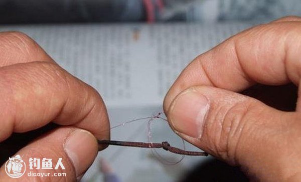 抖桿釣魚方法視頻_無桿釣魚方法有哪些_釣魚桿打結方法