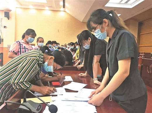 馬刺球員年薪那么少_員工年薪少發7萬_員工離職 公司發員工律師函