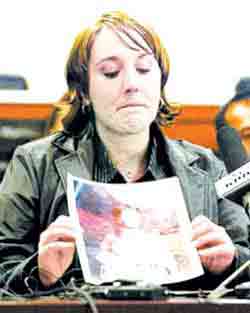 中傳女生案兇手獲死刑_美殺17人槍手未獲死刑 受害家屬怒了_受害家屬如何去企業(yè)取證