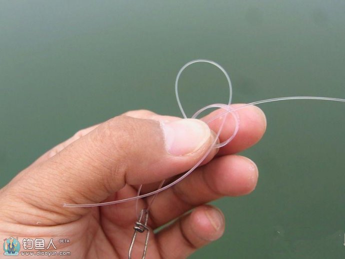 自動桿釣魚方法視頻_甩桿的釣魚方法視頻_釣魚桿打結方法