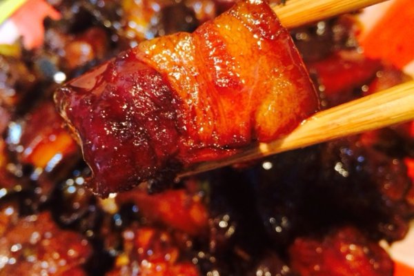 一說到什么肉好處，總會有人提前想到紅燒肉什么好事