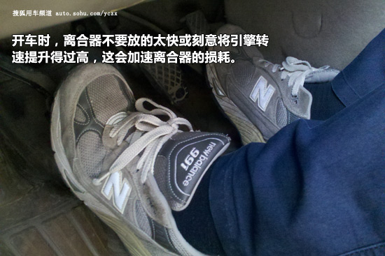 手動擋車怎么換擋技巧_9檔奧龍自卸車換擋技巧_手動檔汽車換擋技巧