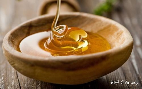 美白保濕中藥面膜自制方法_家庭自制美白去皺面膜的方法大分享_自制美白面膜方法