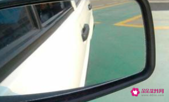 
倒車入庫(kù)技巧，看懂實(shí)戰(zhàn)步驟，你會(huì)用嗎？