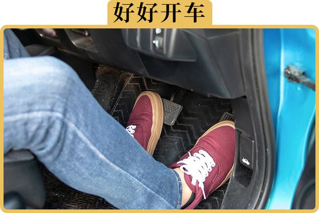 手動擋剎車技巧_手動擋1擋換2擋的技巧_掛d擋剎車后有明顯抖動