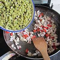 酸辣豇豆角腌制方法_腌豆角一般腌制方法_辣椒豆角腌制方法